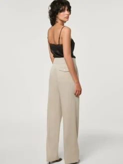 Rouje Tops<DELOULA top Uni Noir