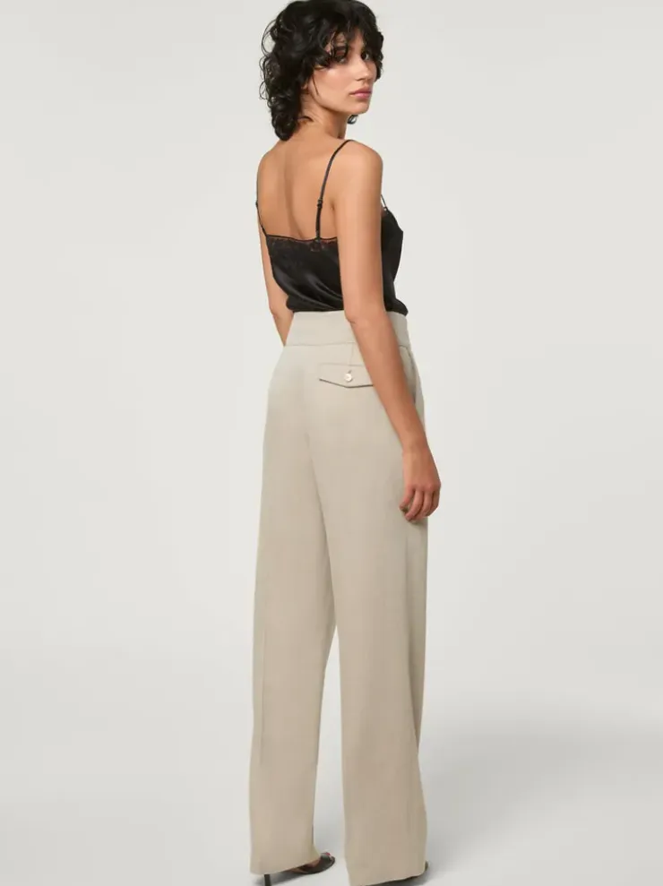 Rouje Tops<DELOULA top Uni Noir