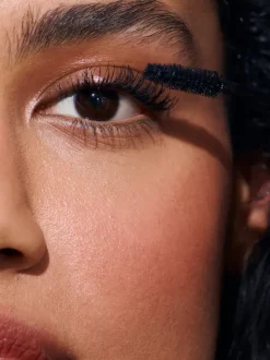 Rouje The Mascara<Le Mascara Noir