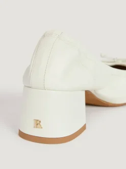 Rouje Shoes<NICOISE pumps Cuir Blanc
